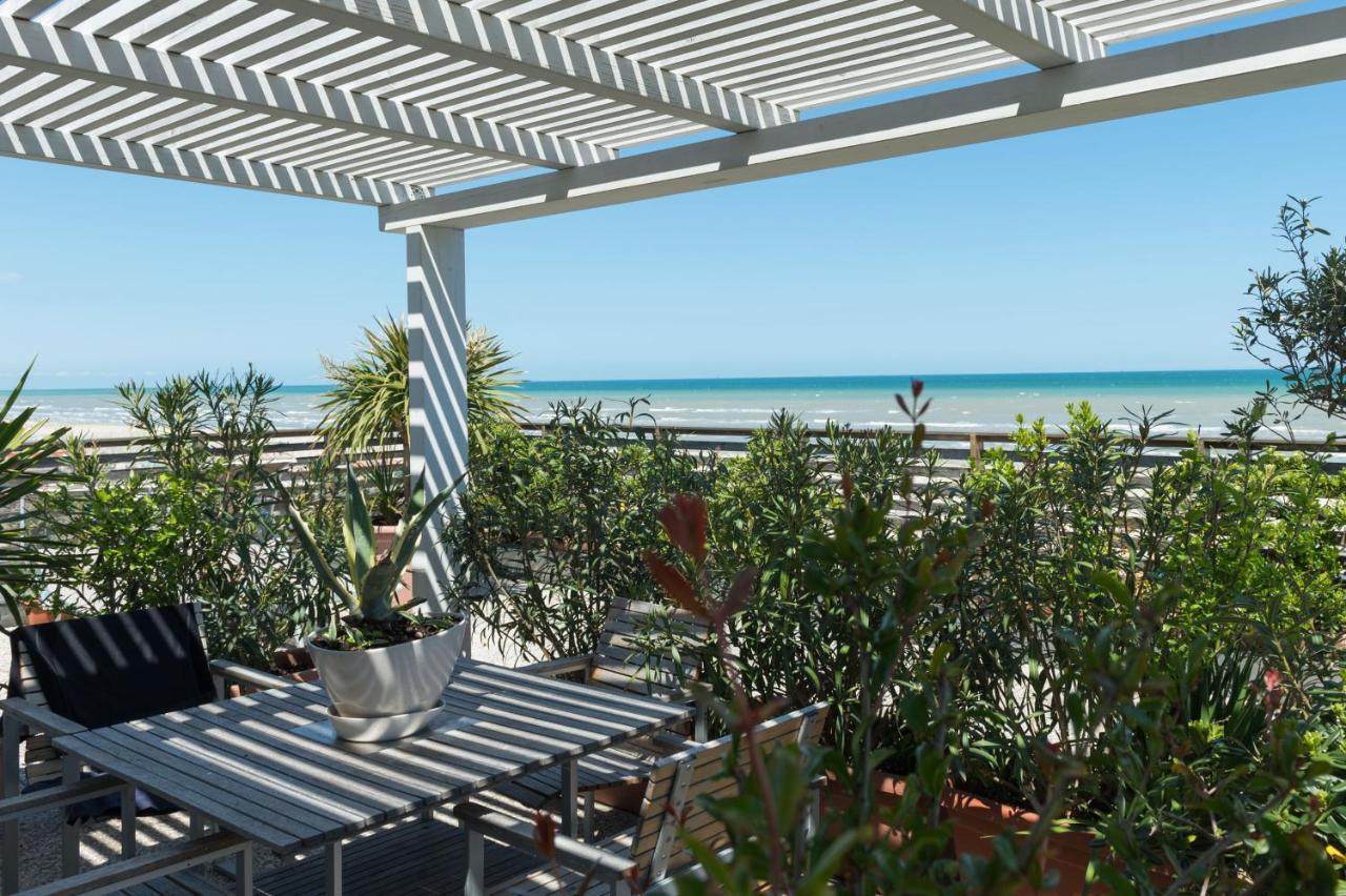 Kiss Beachfront Hotel & Restaurant Cervia Zewnętrze zdjęcie