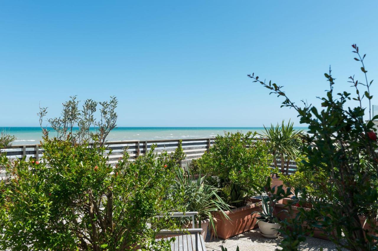 Kiss Beachfront Hotel & Restaurant Cervia Zewnętrze zdjęcie