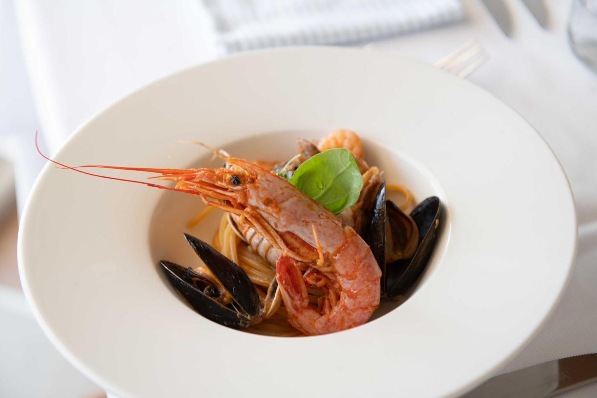 Kiss Beachfront Hotel & Restaurant Cervia Zewnętrze zdjęcie